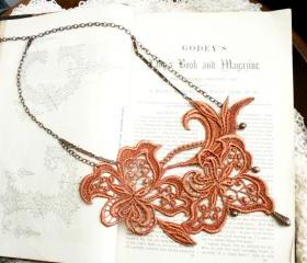 lace necklace -ALEXA- burnt orange